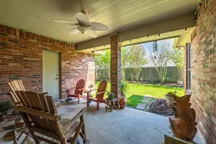 2438 Sullivan Ln, Dickinson, TX 77539 - Photo 21