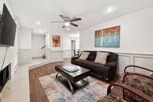 3684 Ocee St, Houston, TX 77063 - Photo 1