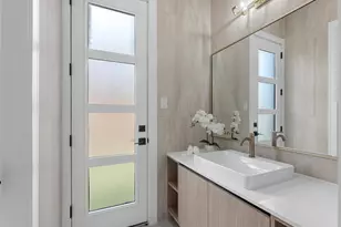 963 W 41st St, Houston, TX 77018 - Photo 33