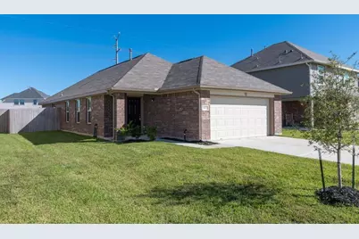 841 Canton Grass Lane, La Marque, TX 77568 - Photo 1