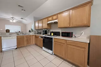 4706 Garden Meadow Drive, Katy, TX 77449 - Photo 5