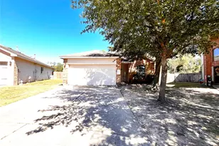 20330 Pine Water Ln, Tomball, TX 77375 - Photo 3