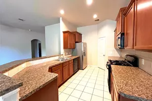 20330 Pine Water Ln, Tomball, TX 77375 - Photo 15