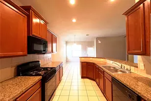 20330 Pine Water Ln, Tomball, TX 77375 - Photo 11