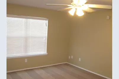 8319 Obsidian Court, Rosharon, TX 77583 - Photo 9