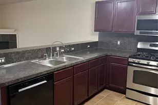 1330 Reedpoint Dr, Houston, TX 77090 - Photo 5