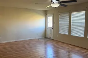 1330 Reedpoint Dr, Houston, TX 77090 - Photo 11