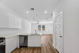 5927 Manning Oaks St, Houston, TX 77091 - Photo 3