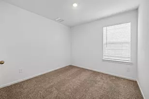 5927 Manning Oaks St, Houston, TX 77091 - Photo 7