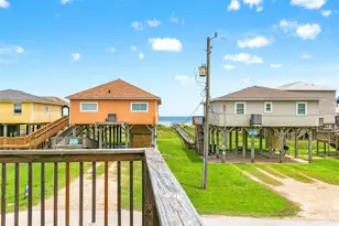 984 Bluewater Hwy, Surfside Beach, TX 77541 - Photo 25
