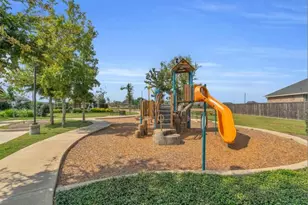 8407 Balding Dr, Fulshear, TX 77441 - Photo 31