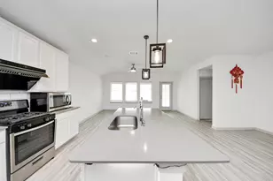 7007 Fleetwood Crescent Wy, Richmond, TX 77407 - Photo 9