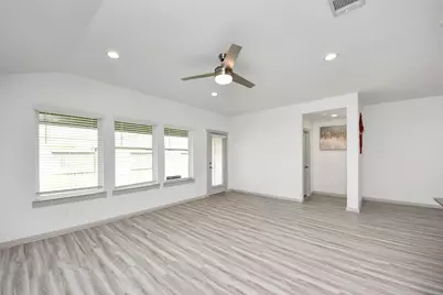7007 Fleetwood Crescent Way, Richmond, TX 77407 - Photo 3