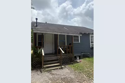2450 South 4th, Beaumont, TX 77701 - Photo 13