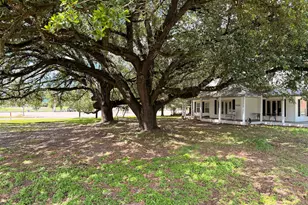 313 S Main St, Jewett, TX 75846 - Photo 19