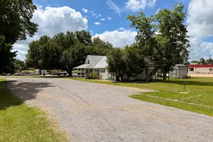313 S Main St, Jewett, TX 75846 - Photo 5