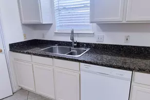 9323 Eaglewood Spring Dr, Houston, TX 77083 - Photo 21