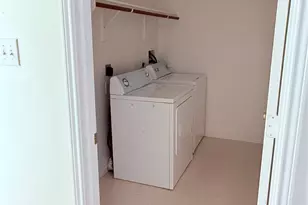 9323 Eaglewood Spring Dr, Houston, TX 77083 - Photo 13