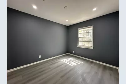 10313 Chesterfield Drive, Houston, TX 77051 - Photo 15