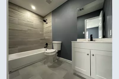 10313 Chesterfield Drive, Houston, TX 77051 - Photo 13