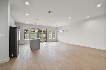 6809 Rocinante Lane, Houston, TX 77092 - Photo 5