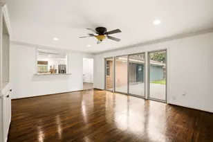 5238 Kinglet St, Houston, TX 77035 - Photo 21