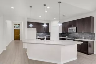 1960 Elkington Cir, Conroe, TX 77304 - Photo 11