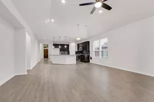 1960 Elkington Cir, Conroe, TX 77304 - Photo 15