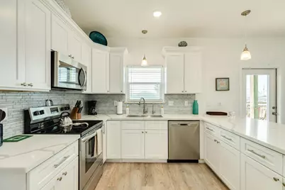 344 Thunder Road, Surfside Beach, TX 77541 - Photo 17