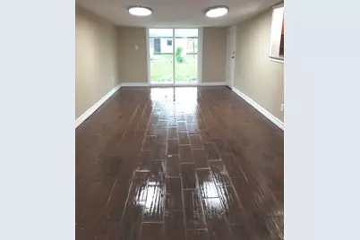 5631 Belarbor Street, Houston, TX 77033 - Photo 7