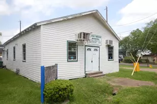 4022 Rutland St, Houston, TX 77018 - Photo 1