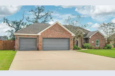 57 Red Maple Court, Lake Jackson, TX 77566 - Photo 5
