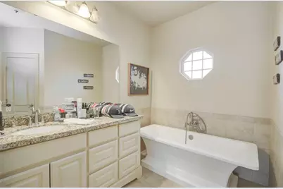 57 Red Maple Court, Lake Jackson, TX 77566 - Photo 19