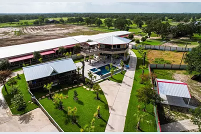 1331 E Parker Road, Muldoon, TX 78949 - Photo 5