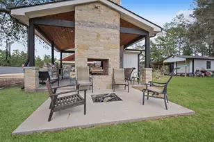 10677 Fm 2432 Rd, Conroe, TX 77303 - Photo 35