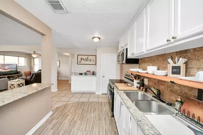 2806 Oak Drive, Dickinson, TX 77539 - Photo 19