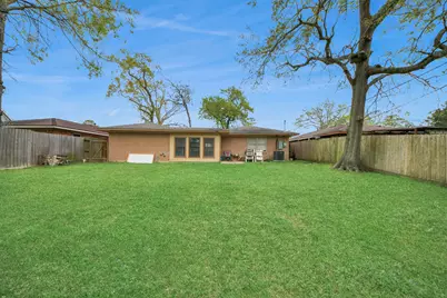 2806 Oak Drive, Dickinson, TX 77539 - Photo 33