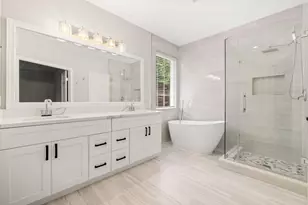 66 Terraglen Dr, The Woodlands, TX 77382 - Photo 15