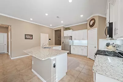 719 S Galley Drive, Crosby, TX 77532 - Photo 7