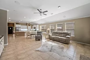 719 S Galley Dr, Crosby, TX 77532 - Photo 11
