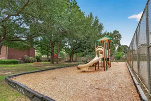12110 Hermitage Oaks Ct, Tomball, TX 77377 - Photo 41