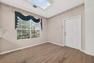 12110 Hermitage Oaks Ct, Tomball, TX 77377 - Photo 11