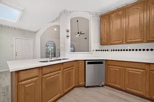 12110 Hermitage Oaks Ct, Tomball, TX 77377 - Photo 15