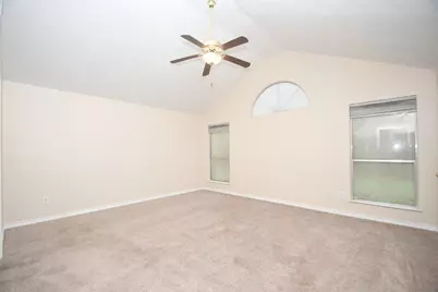 10430 Sanibel Falls Court, Houston, TX 77095 - Photo 9