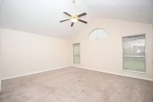10430 Sanibel Falls Ct, Houston, TX 77095 - Photo 9