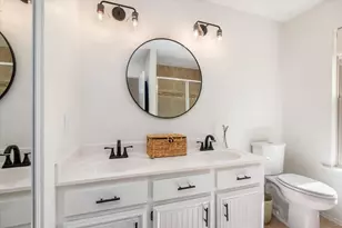 95 Yewleaf Dr, The Woodlands, TX 77381 - Photo 19