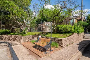 1860 White Oak Dr, Houston, TX 77009 - Photo 31