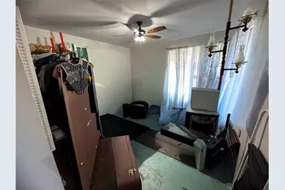 107 Harbour Town Lane, Conroe, TX 77356 - Photo 5