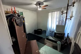 107 Harbour Town Ln, Conroe, TX 77356 - Photo 5