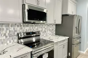 982 S Navarro, Giddings, TX 78942 - Photo 11
